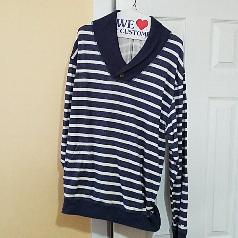Univibe v neck sweater shirt worn once